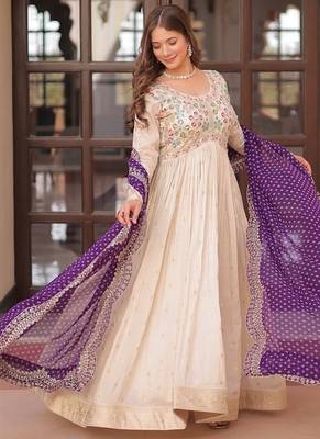Purple zari & sequins embroidered jequard & kurta set for women 2