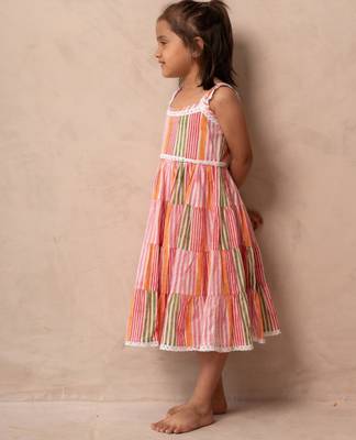 White cotton printed dresses 2