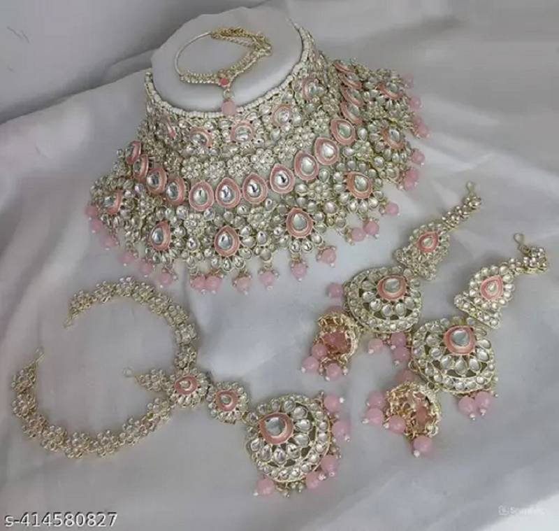 Indian kundan bridal jewellery set