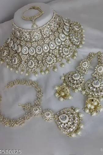 Indian kundan bridal jewellery set