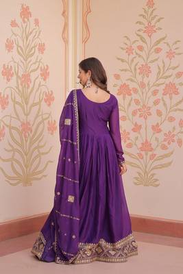 Purple zari & sequins embroidered georgette kurta & dupatta set 3