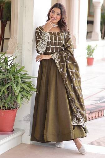 Dark green zari & sequins embroidered work vichitra silk stitched kurta & dupatta