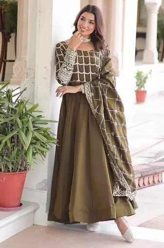 Dark green zari & sequins embroidered work vichitra silk stitched kurta & dupatta