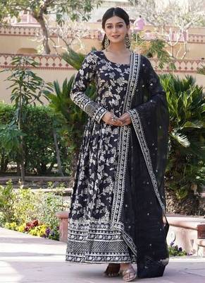 Black jacquard sequins embroidered work viscose stitched kurta & dupatta 1