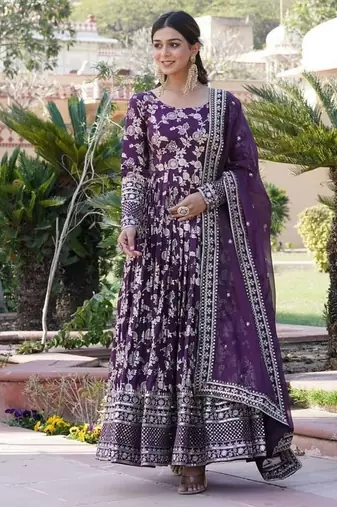 Wine jacquard sequins embroidered viscose kurta & dupatta