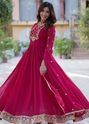 Pink zari & sequins embroidered georgette kurta & dupatta set 4