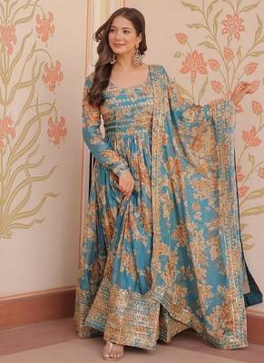 Blue zari & sequins embroidered russian silk kurta & dupatta set 3