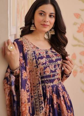 Purple zari & sequins embroidered russian silk kurta & dupatta set 4