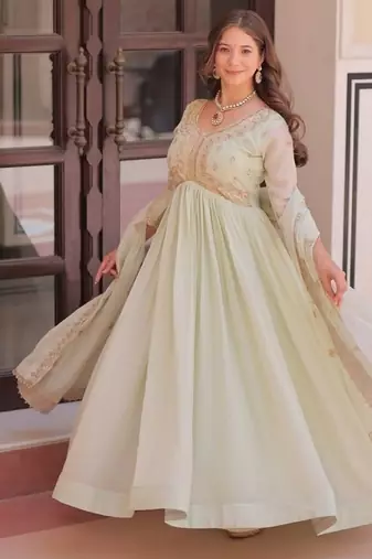 Light green zari & sequins embroidered georgette kurta & dupatta set