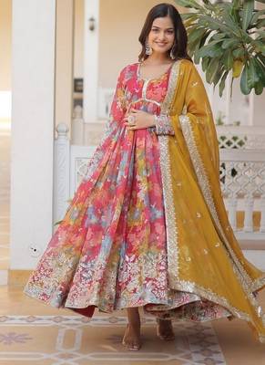 Red zari & sequins embroidered russian silk kurta & dupatta set 1