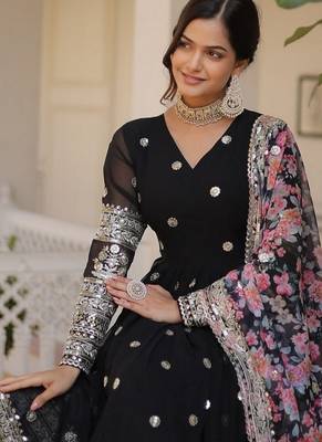 Black zari & sequins embroidered work georgette stitched kurta & dupatta set 4