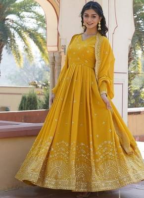 Yellow zari & sequins embroidered georgette kurta & dupatta set 3