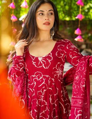 Pink Embroidered Cotton Suit Set 5