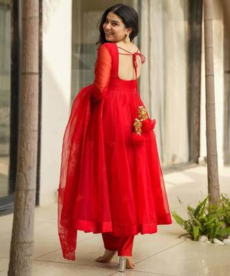 Red Embroidered organza suit set 3