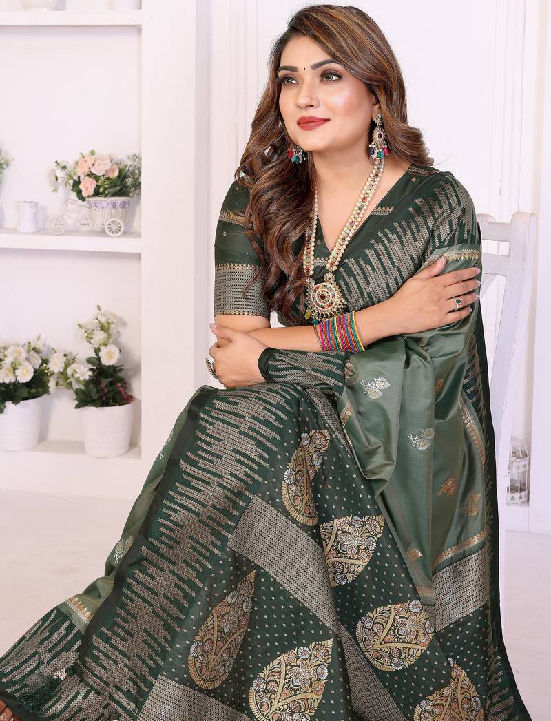 Green Color Zari Weaving Silk Saree