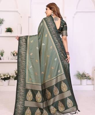 Green Color Zari Weaving Silk Saree 4