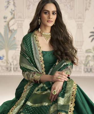 luxury vichitra silk kurti with sequins work & jacquard dupatta 2