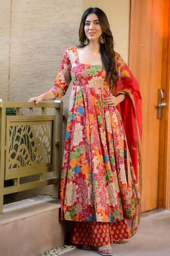 Vaani floral cotton suit set