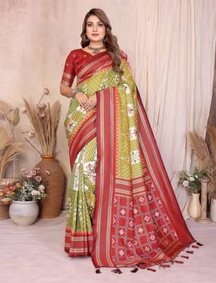 Pear Color Ikat Weaving Silk Saree 2