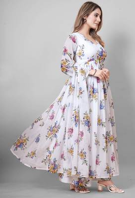 White floral print poly georgette kurta set for women 3