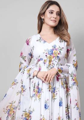 White floral print poly georgette kurta set for women 4