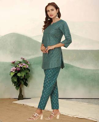 Teal green ethnic print cotton blend co-ord set for women 3
