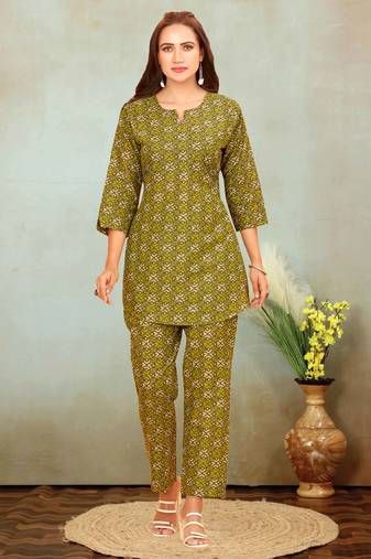 Green ethnic print cotton blend co-ord set for women
