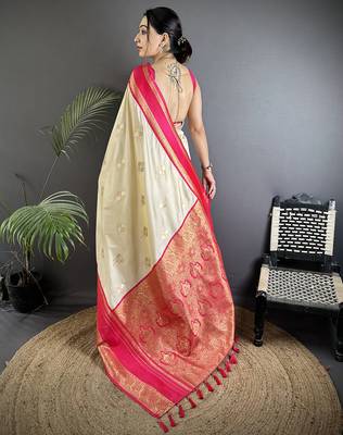 cream soft silk blend woven dual zari work banarasi saree 3