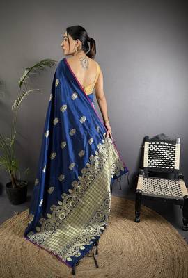 navy blue lichi silk blend golen zari meena weaving banarasi saree 3