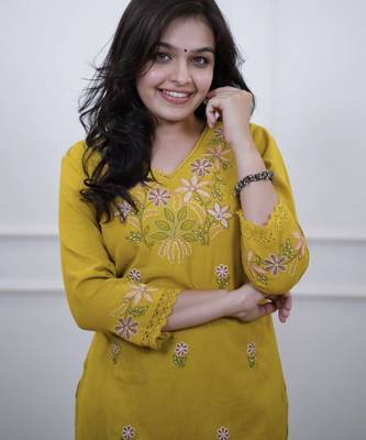 Floral embroidered yellow v neck cotton kurta set with trouser 3