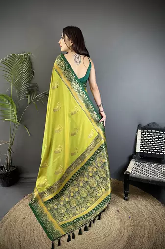 light green soft silk blend dual zari peacock butta worked banarasi saree 