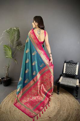 teal soft silk blend dual zari peacock butta worked banarasi saree  3