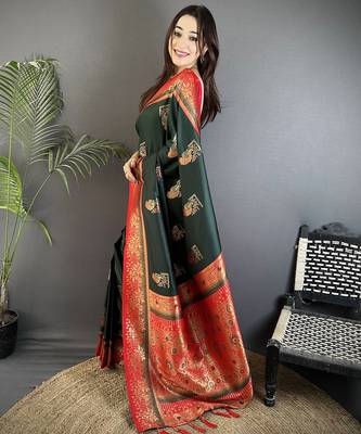 dark green soft silk blend dual zari peacock butta worked banarasi saree  2
