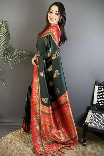 dark green soft silk blend dual zari peacock butta worked banarasi saree 