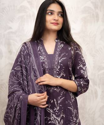 Floral embroidered purple v neck cotton kurta set with trouser and dupatta 3