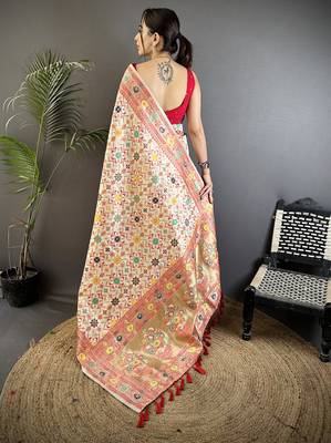 cream soft silk blend banarasi zari woven saree 3