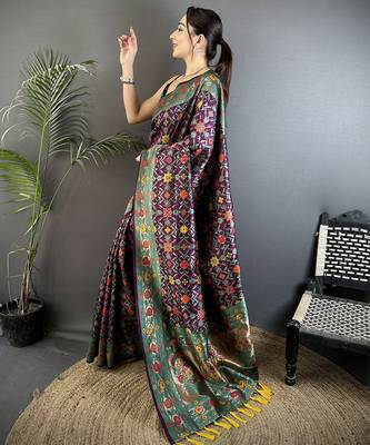 wine soft silk blend banarasi zari woven saree 2