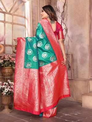 green soft silk blend banarasi zari woven saree 4