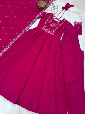 Ranipink roman shimmer chanderi beads work anarkali suit 5