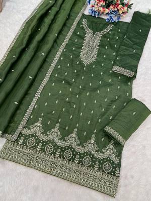 Green gold crush suit with embroidered sequin  2