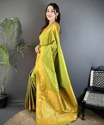 light green soft silk blend banarasi zari woven weaving saree 2