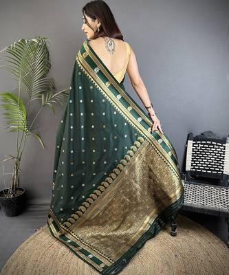 dark green soft silk blend banarasi zari woven weaving saree 3