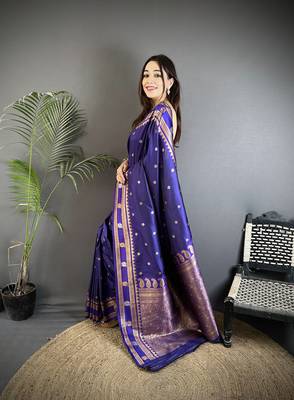 navy blue soft silk blend banarasi zari woven weaving saree 2