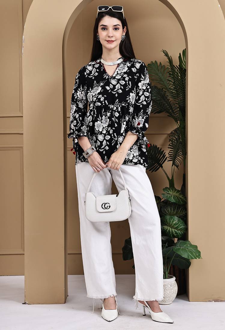 Black & white women's cotton jaipuri printed short top