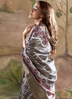 gray silk blend blended printed casual wear saree 3