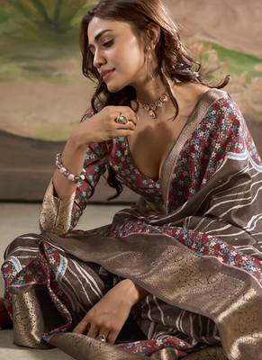 brown silk blend blended printed casual wear saree 3