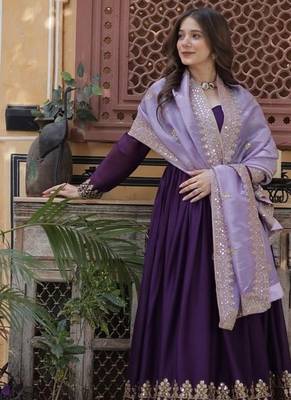 Wine zari & sequins embroidered georgette kurta & dupatta set 1