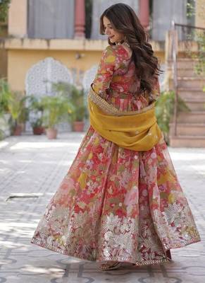Mustard zari & sequins embroidered russian silk kurta & dupatta set 3
