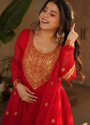 Red zari & sequins embroidered work georgette stitched kurta & dupatta set 4