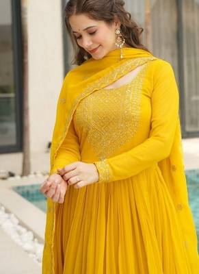 Yellow zari & sequins embroidered georgette kurta & dupatta set 4